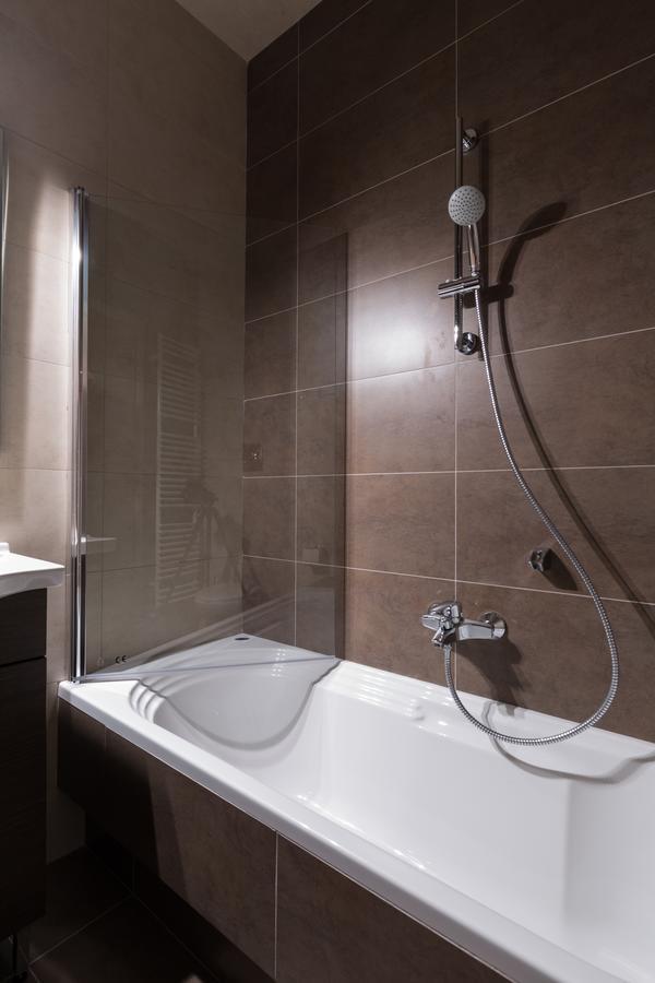 Stylish And Spacious 2bd - Thiseio By Upstreet *